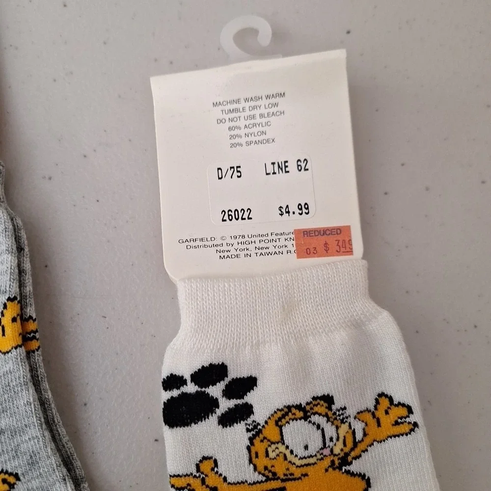 Vintage United Features 1978 GARFIELD THE CAT Women's Crew Socks Novelty NWT